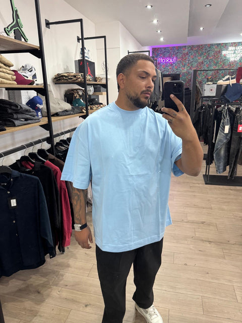 T-shirt over 16G