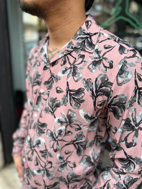 Camicia a fantasia rosa