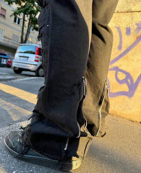 Jeans ripped