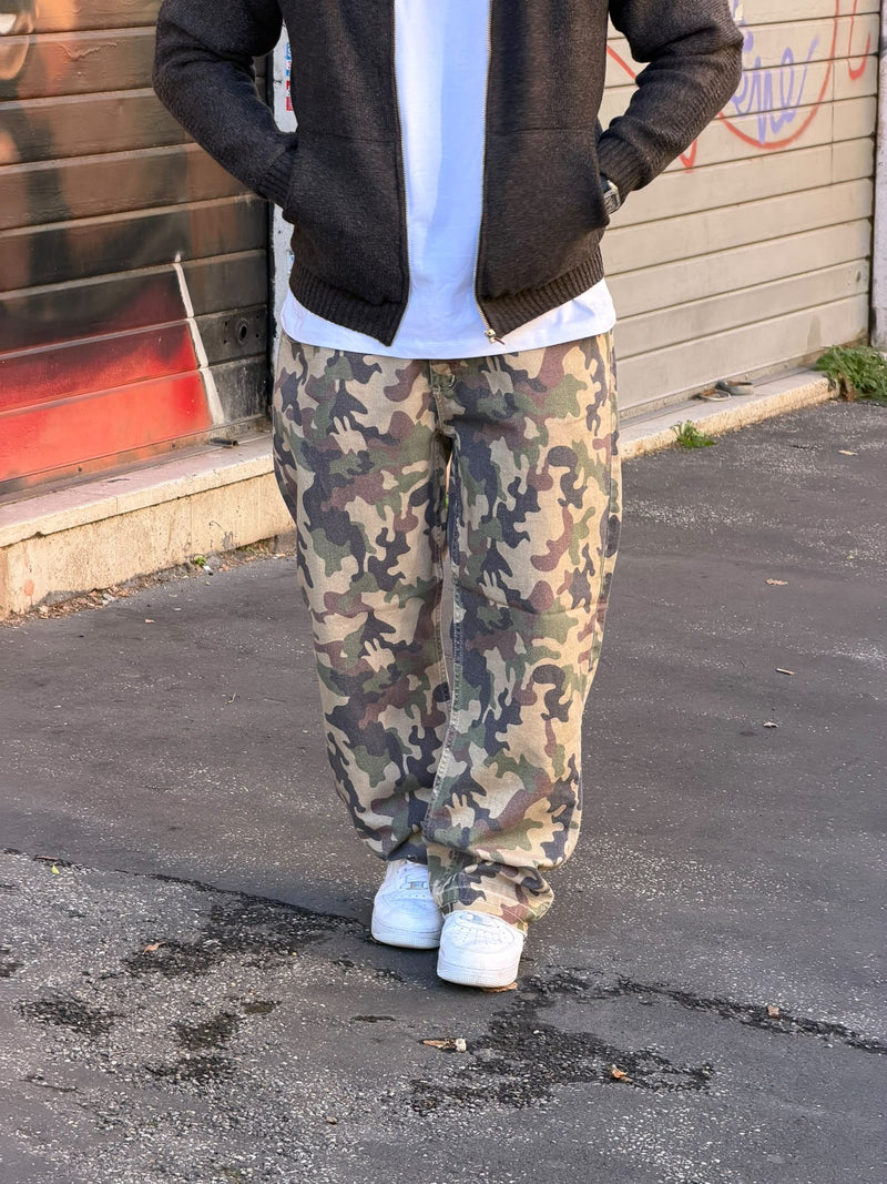 Jeans baggy mimetico